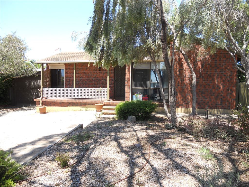 30 Amberleigh Close, Christie Downs SA 5164, Image 2