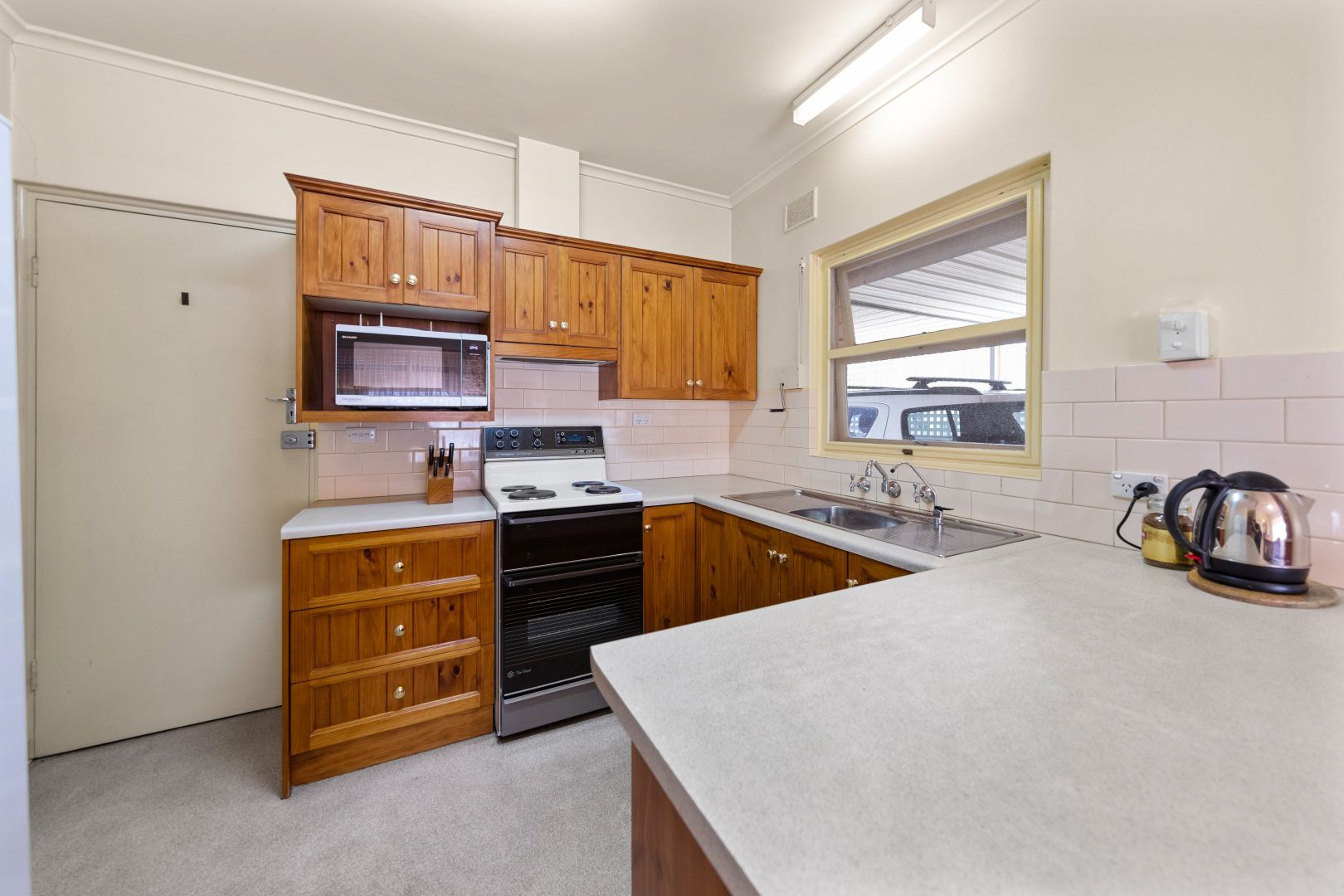 19 Dobson Drive, Pooraka SA 5095, Image 2