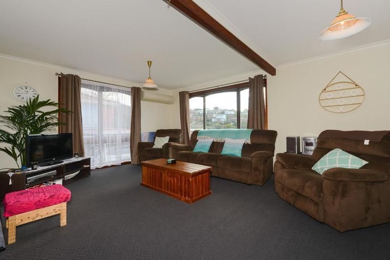 14 Chandos Drive, Berriedale TAS 7011, Image 2