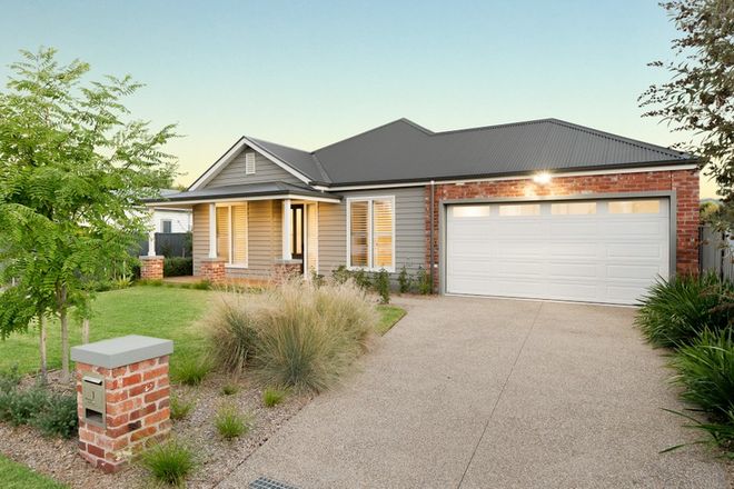 Picture of 1/12 Hunter Street, MANSFIELD VIC 3722