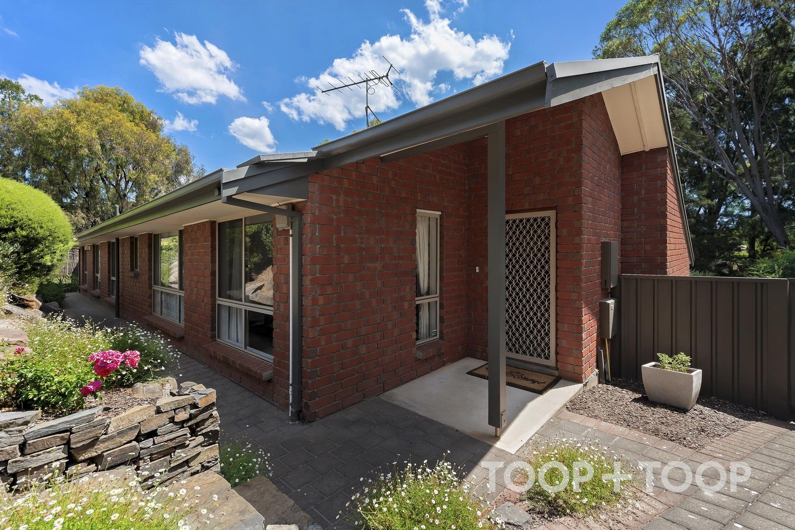 10 Kennion Court, Wynn Vale SA 5127, Image 0