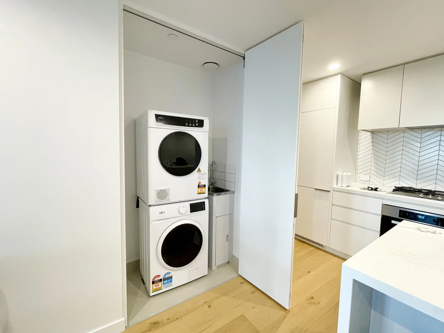 Additional image 18 of 906/3 Young Street, Box Hill VIC 3128