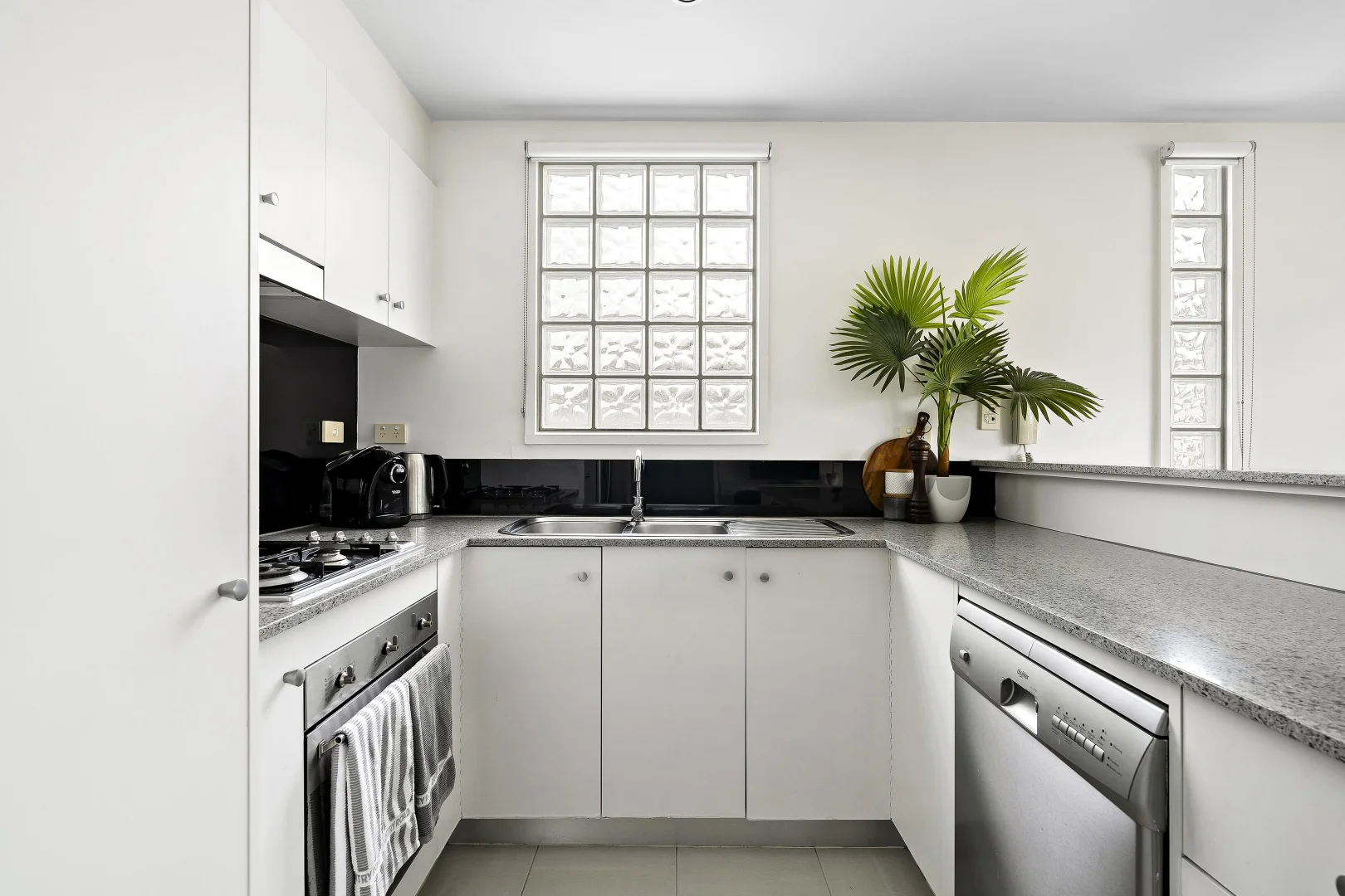 Additional image 5 of 15/87-89 Denmark Street, Kew VIC 3101