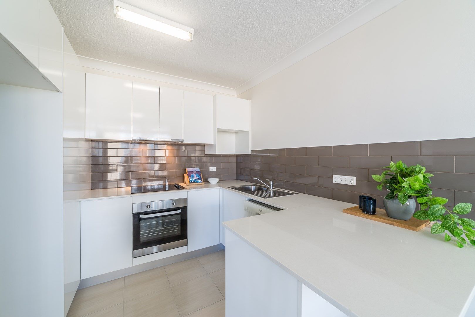 2 bedrooms Apartment / Unit / Flat in 403/65 Bauer Street SOUTHPORT QLD, 4215