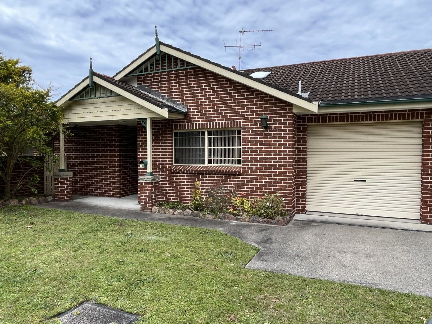 2 bedrooms House in 10 Fingal Street NELSON BAY NSW, 2315