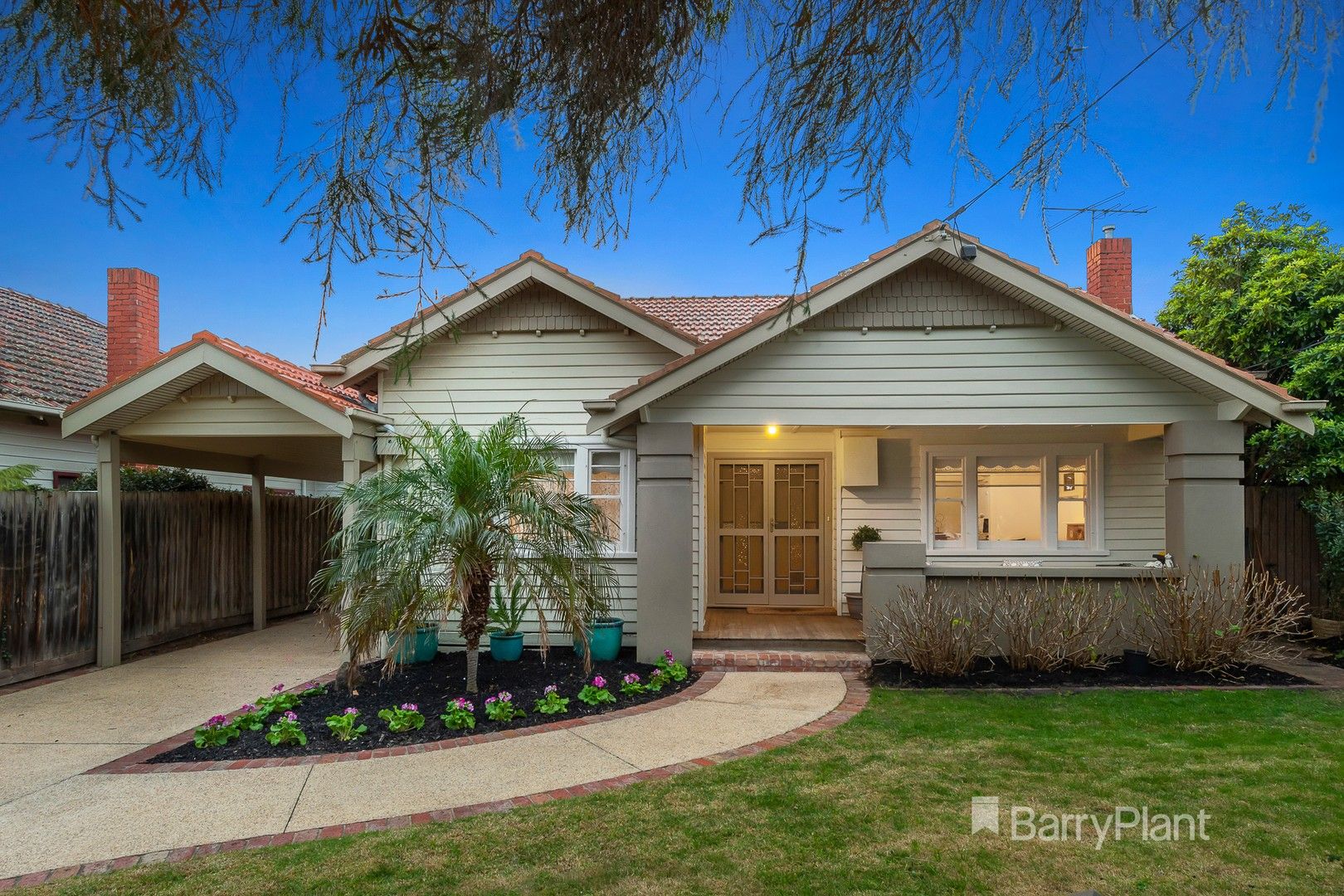 4 bedrooms House in 41 Bethell Avenue PARKDALE VIC, 3195