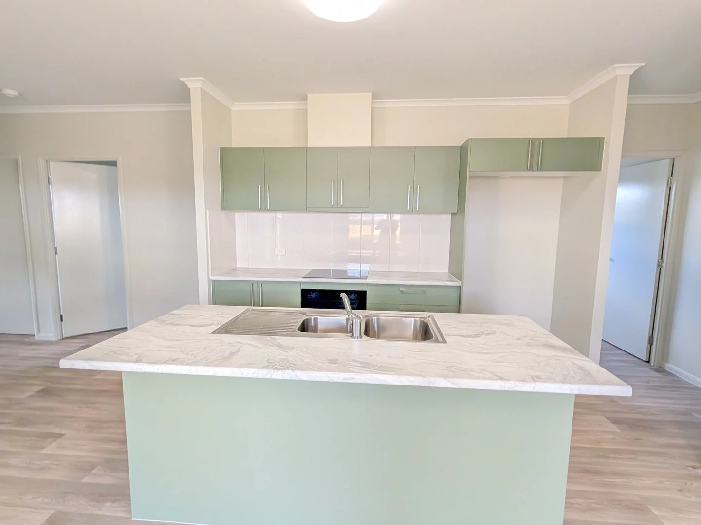 Additional image 3 of 15 Pisek Close, White Rock QLD 4868