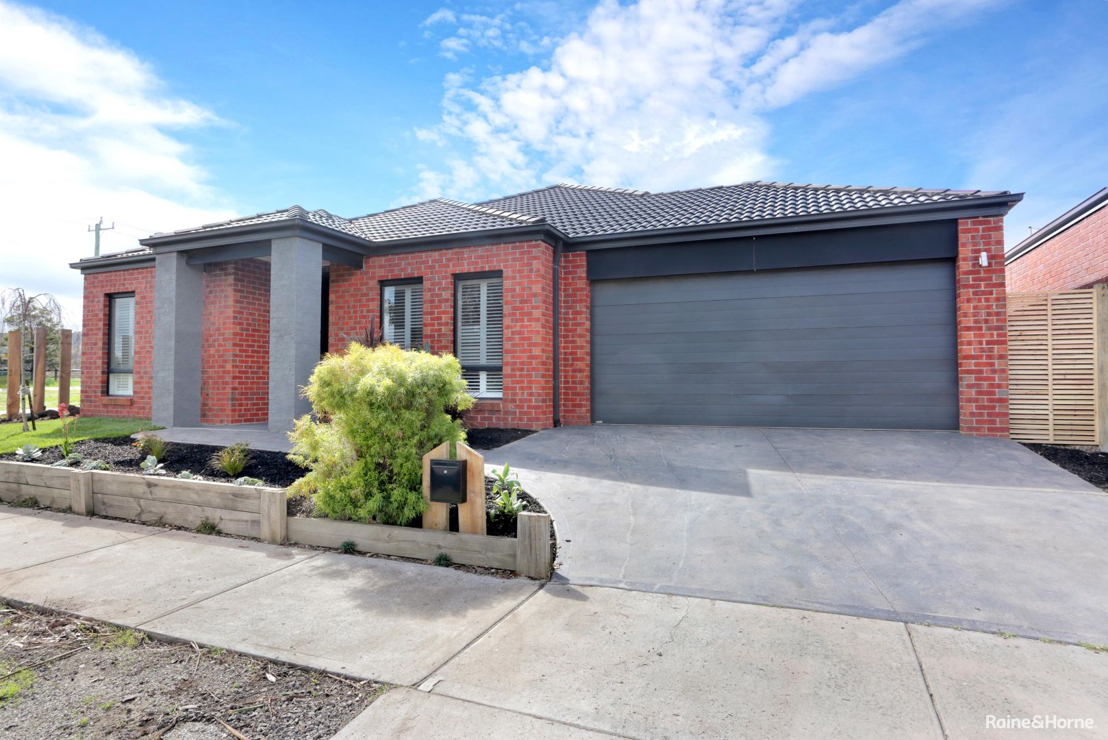 120 Huntington Drive, Craigieburn VIC 3064, Image 1