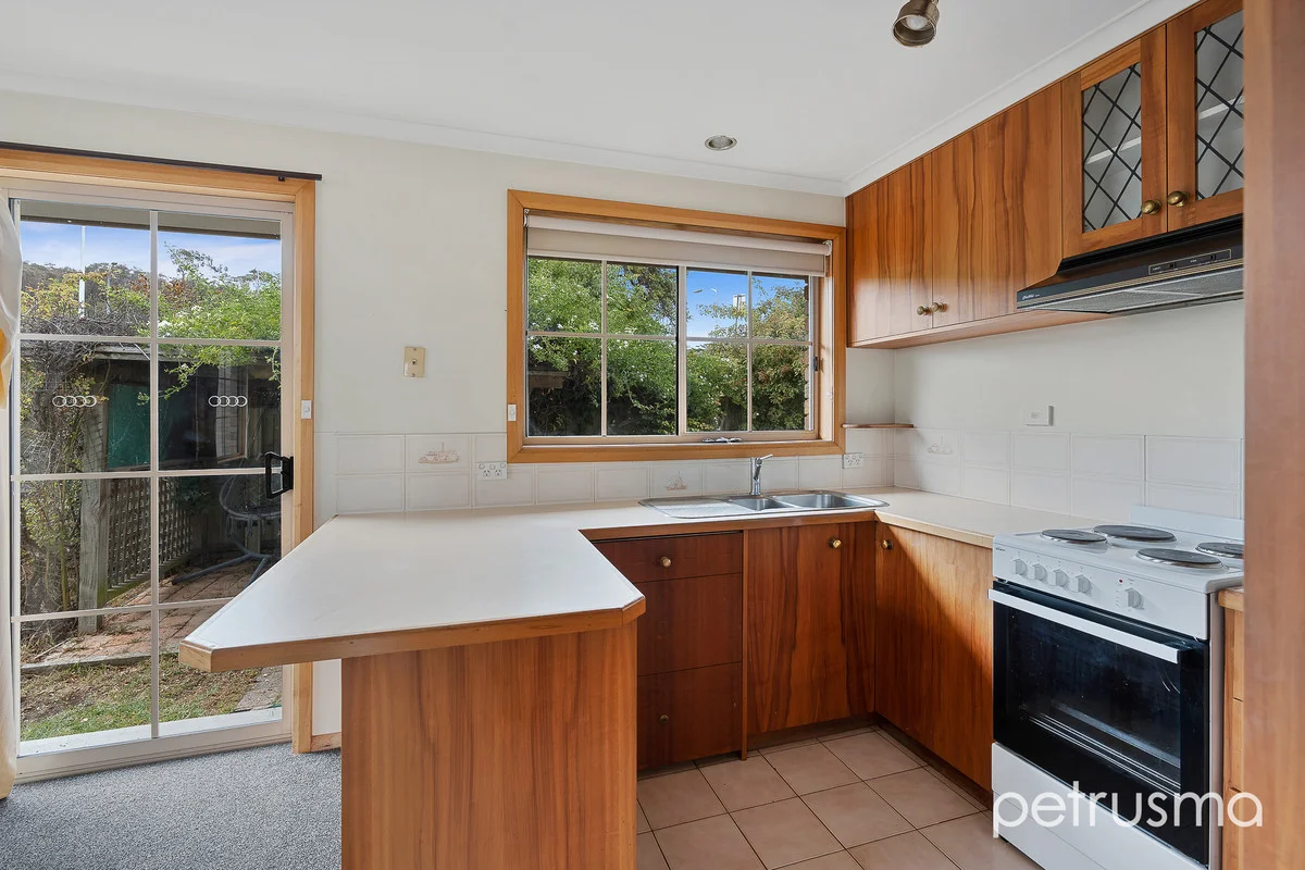 Additional image 3 of 2/40 Topham Street, Rose Bay TAS 7015