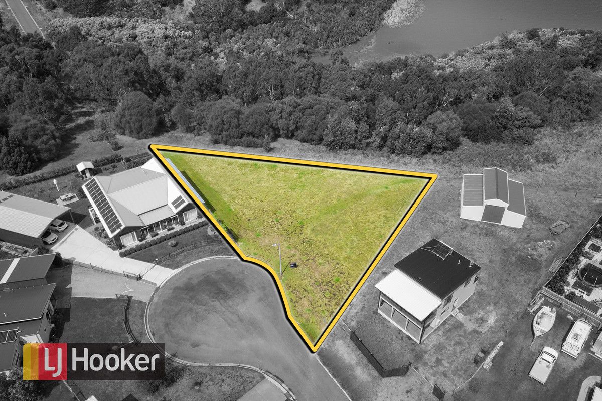 12 B Lands End Grove, Metung VIC 3904 Domain