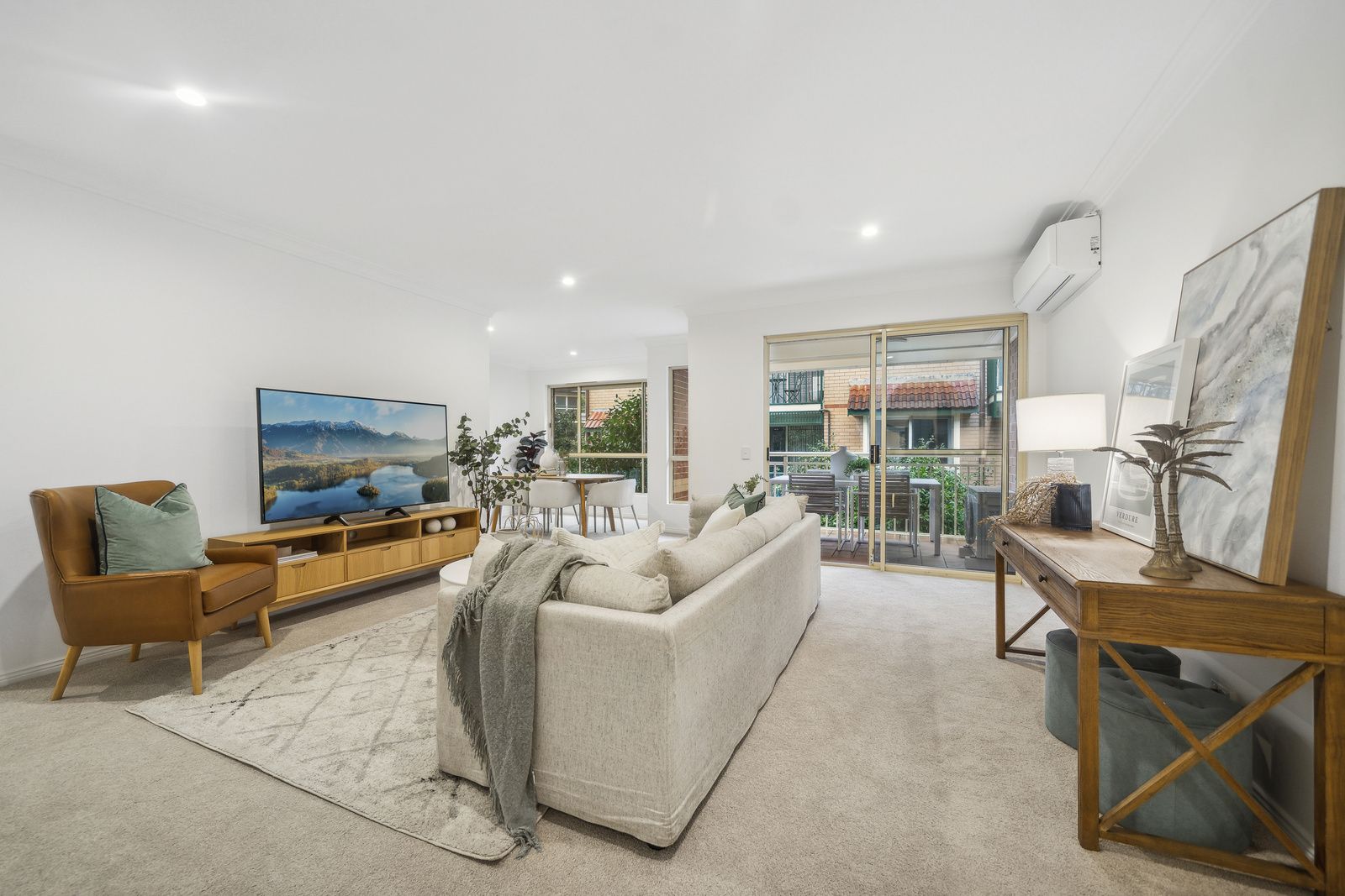 10/6 Hale Road, Mosman NSW 2088, Image 2