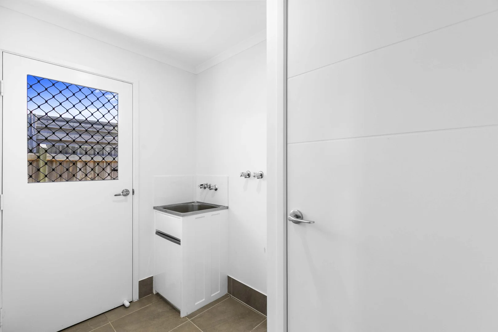 Additional image 15 of 24 Larissa Way, Urangan QLD 4655