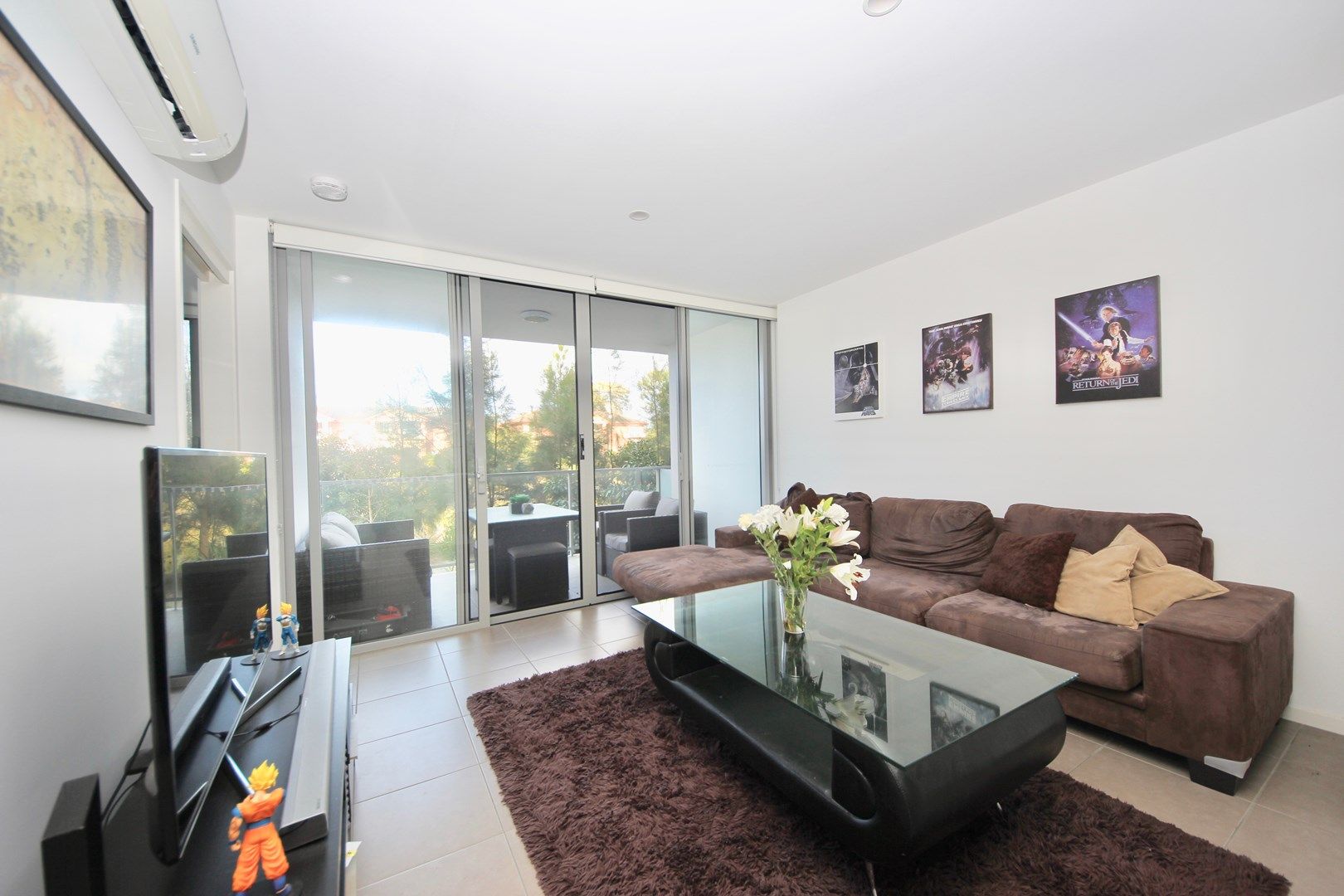 1114/6 Waterford Court, Bundall QLD 4217, Image 2