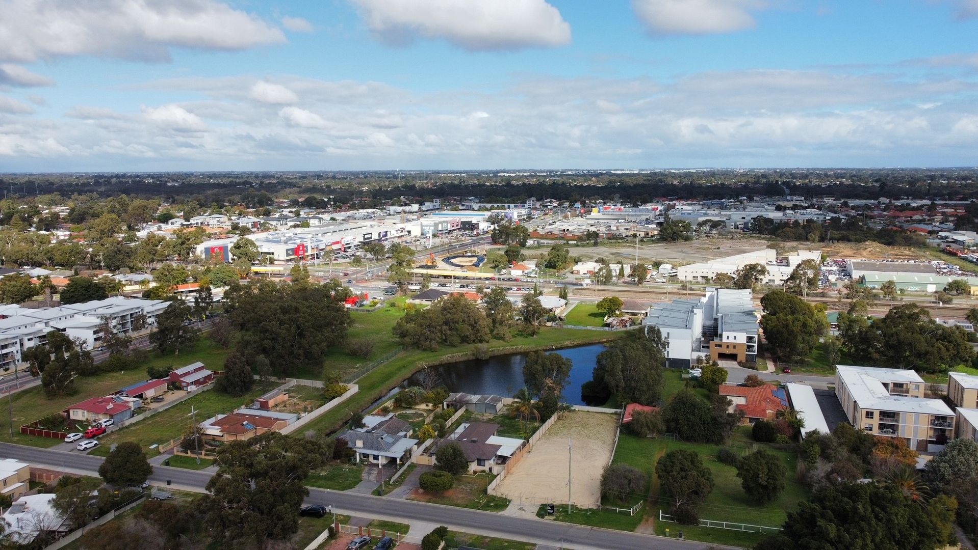 17 Central Terrace, Beckenham WA 6107, Image 2