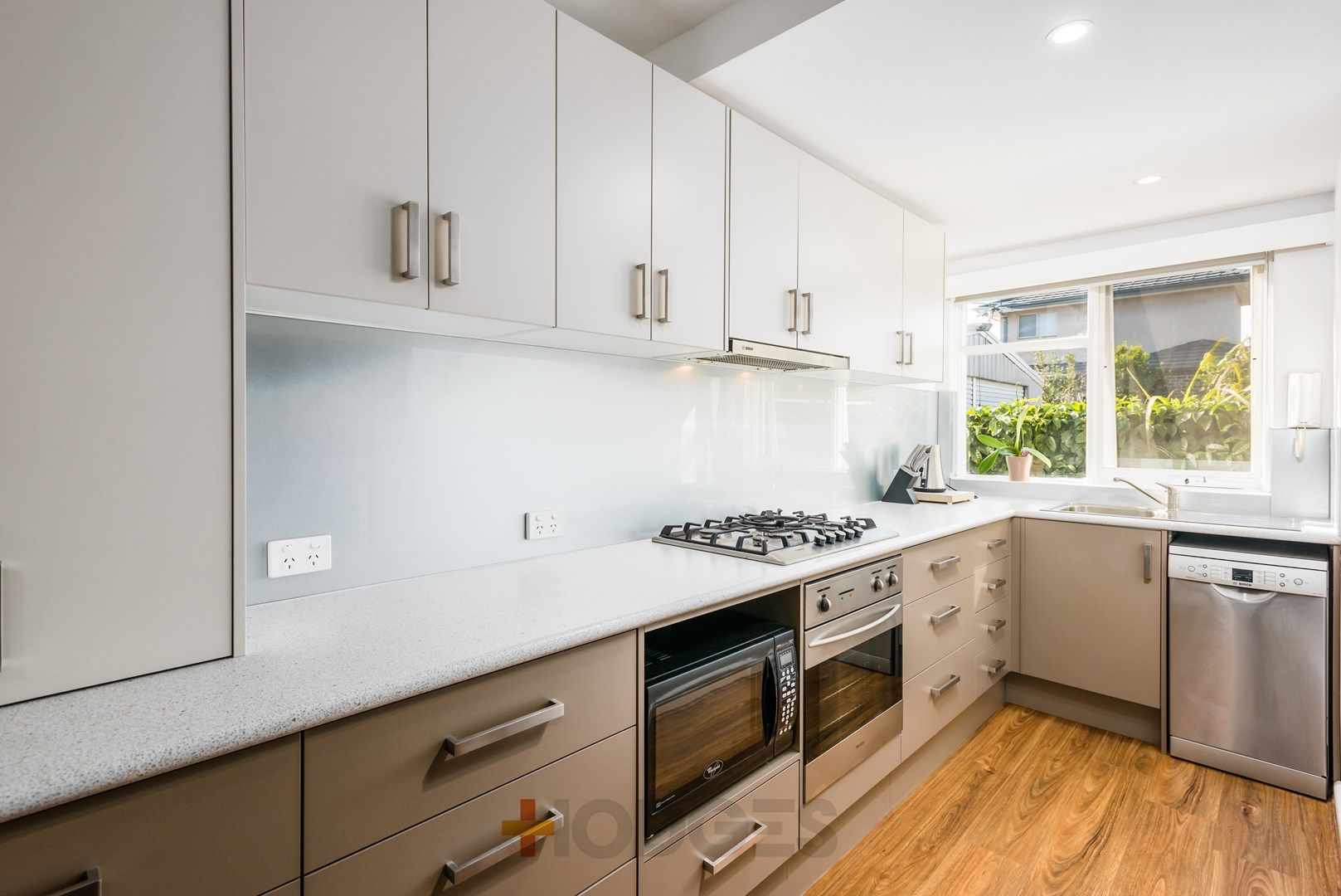 2 bedrooms Apartment / Unit / Flat in 3/9 Barker Street CHELTENHAM VIC, 3192