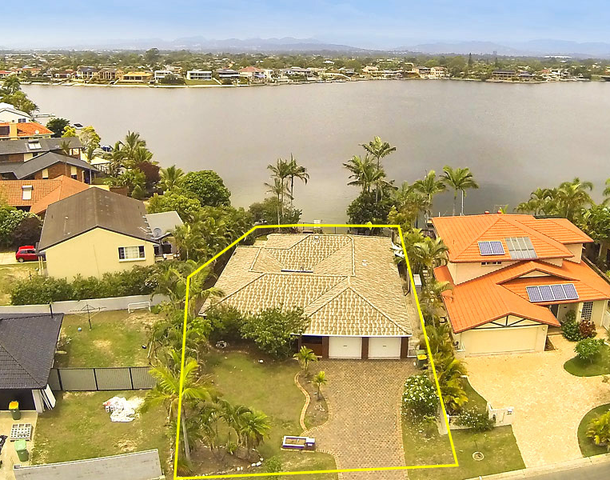 59 Volante Crescent, Mermaid Waters QLD 4218