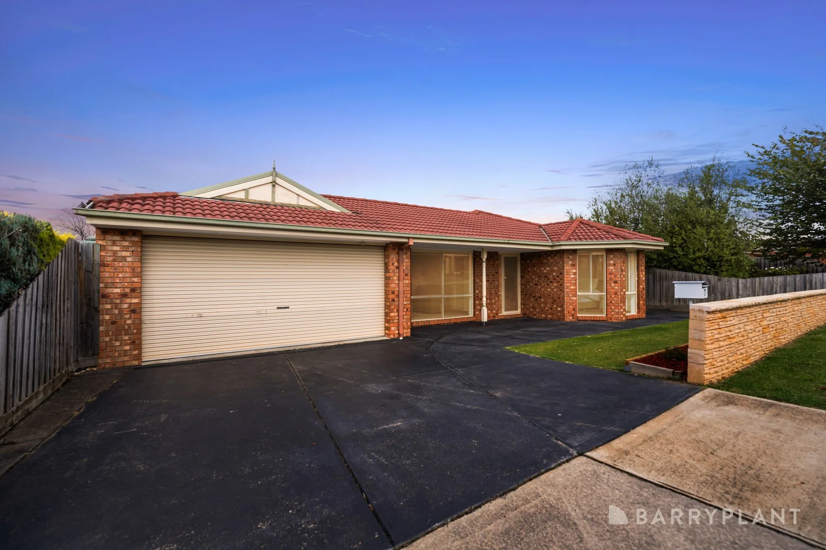 7 Wynen Court, Pakenham VIC 3810