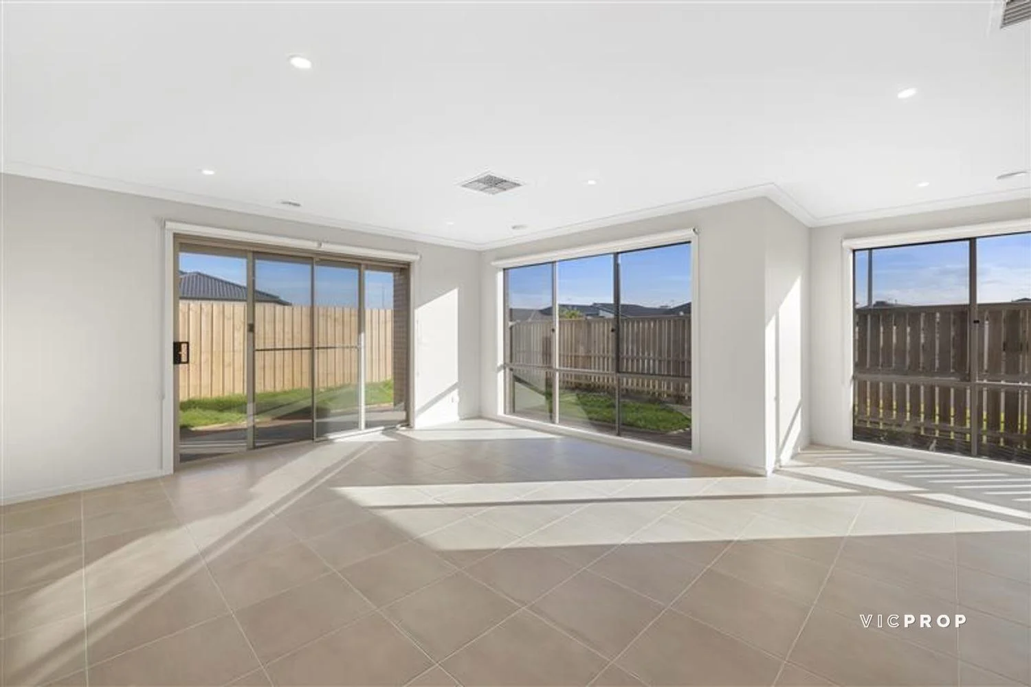 Additional image 3 of 21 Gellibrand Street, Werribee VIC 3030