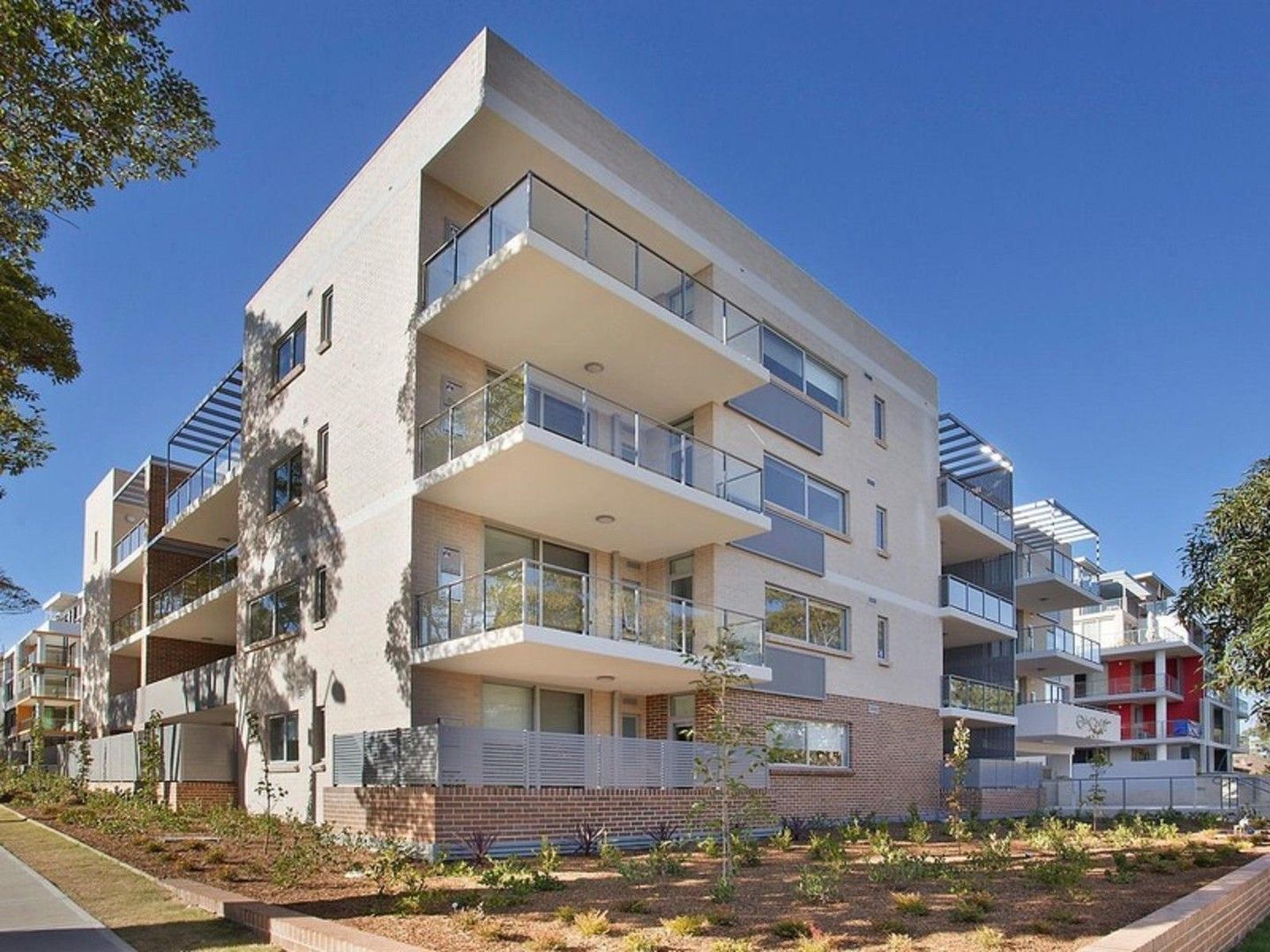 2 bedrooms Apartment / Unit / Flat in 312/42-44 Park Avenue WAITARA NSW, 2077
