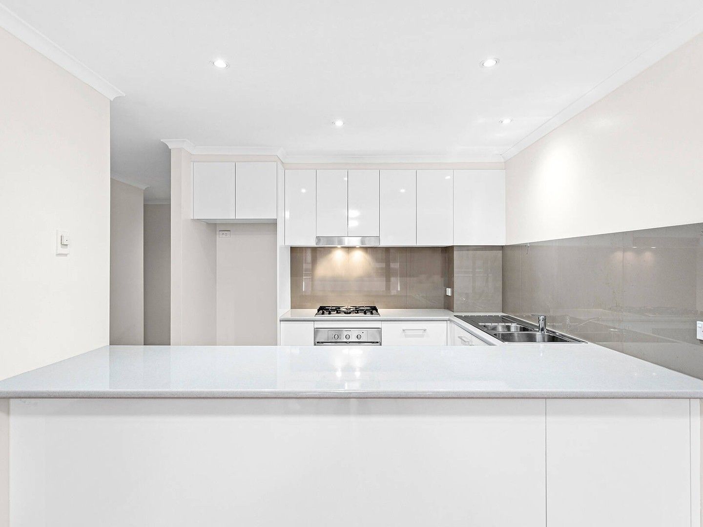 2 bedrooms Apartment / Unit / Flat in 401/21-25 Urunga Parade MIRANDA NSW, 2228