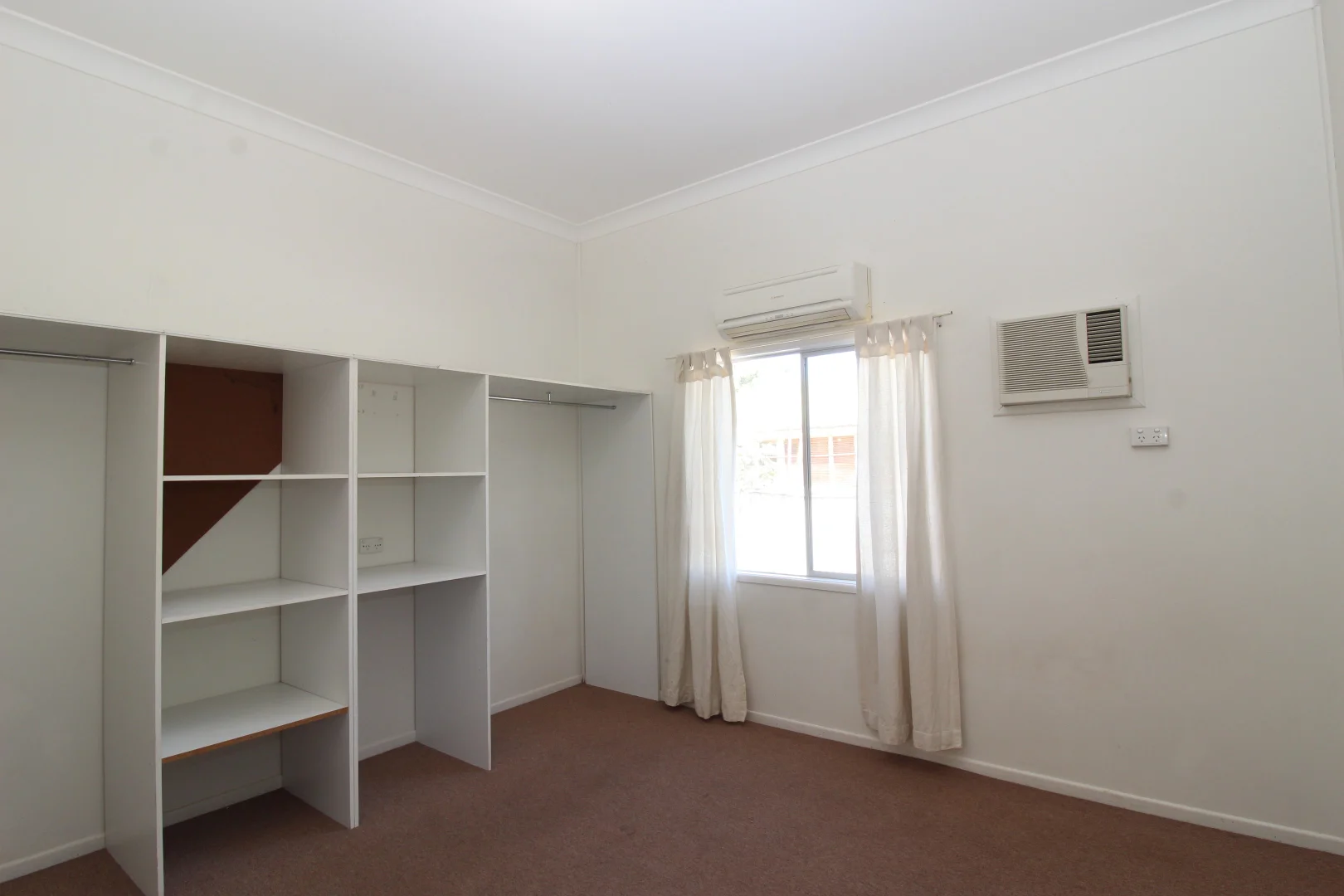 Additional image 5 of 116A Miles St, Mount Isa QLD 4825