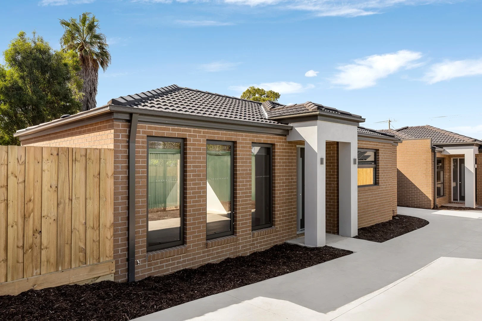 Primary image of 2/131 Victoria Street, Hastings VIC 3915