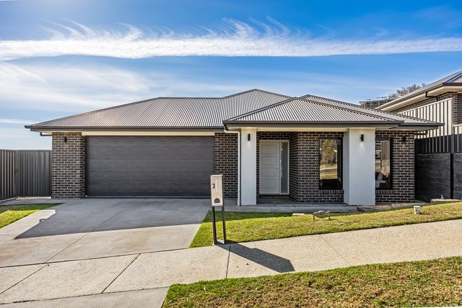 Picture of 3 Radcliffe Street, MOUNT BARKER SA 5251