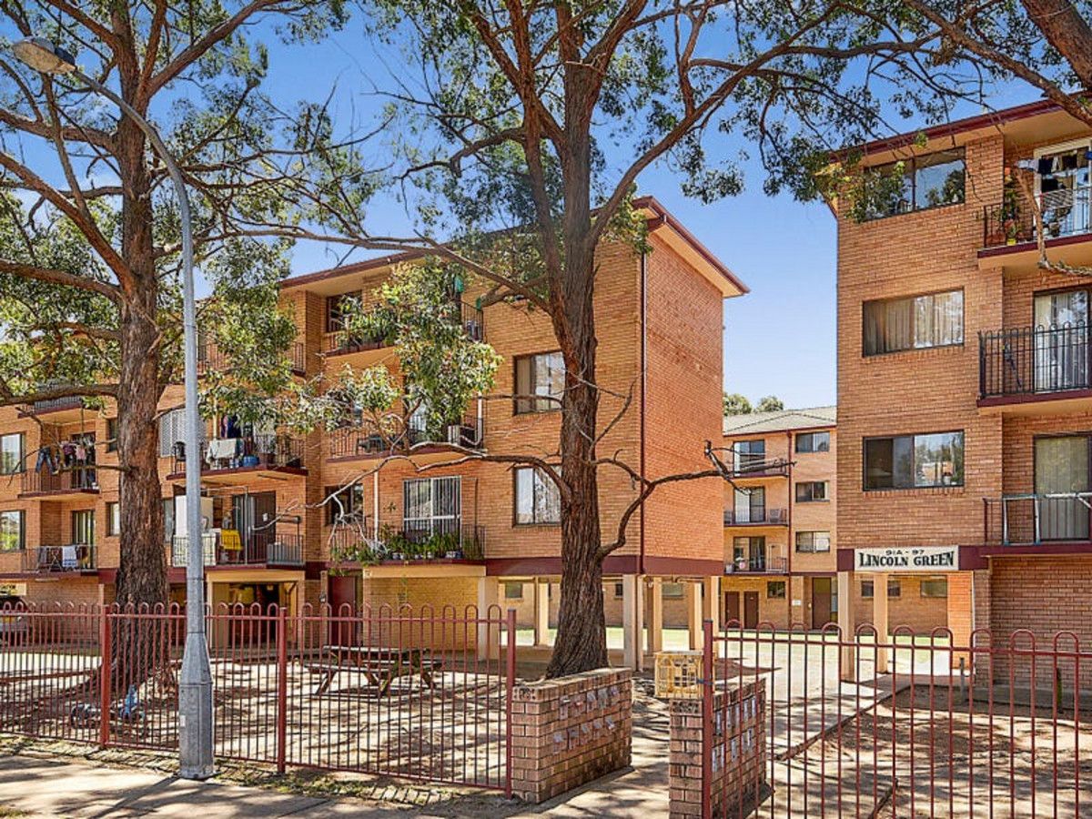 2 bedrooms Apartment / Unit / Flat in 5/91A-97 Longfield Street CABRAMATTA NSW, 2166