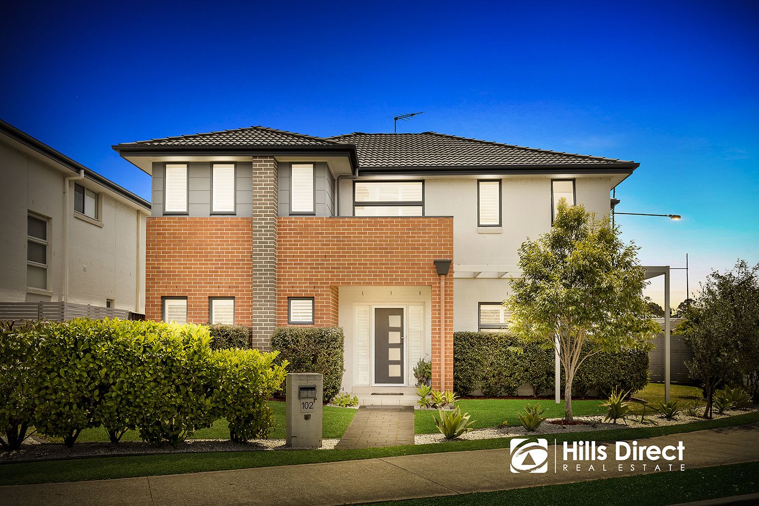5 bedrooms House in 102 & 102A Riverbank Drive THE PONDS NSW, 2769