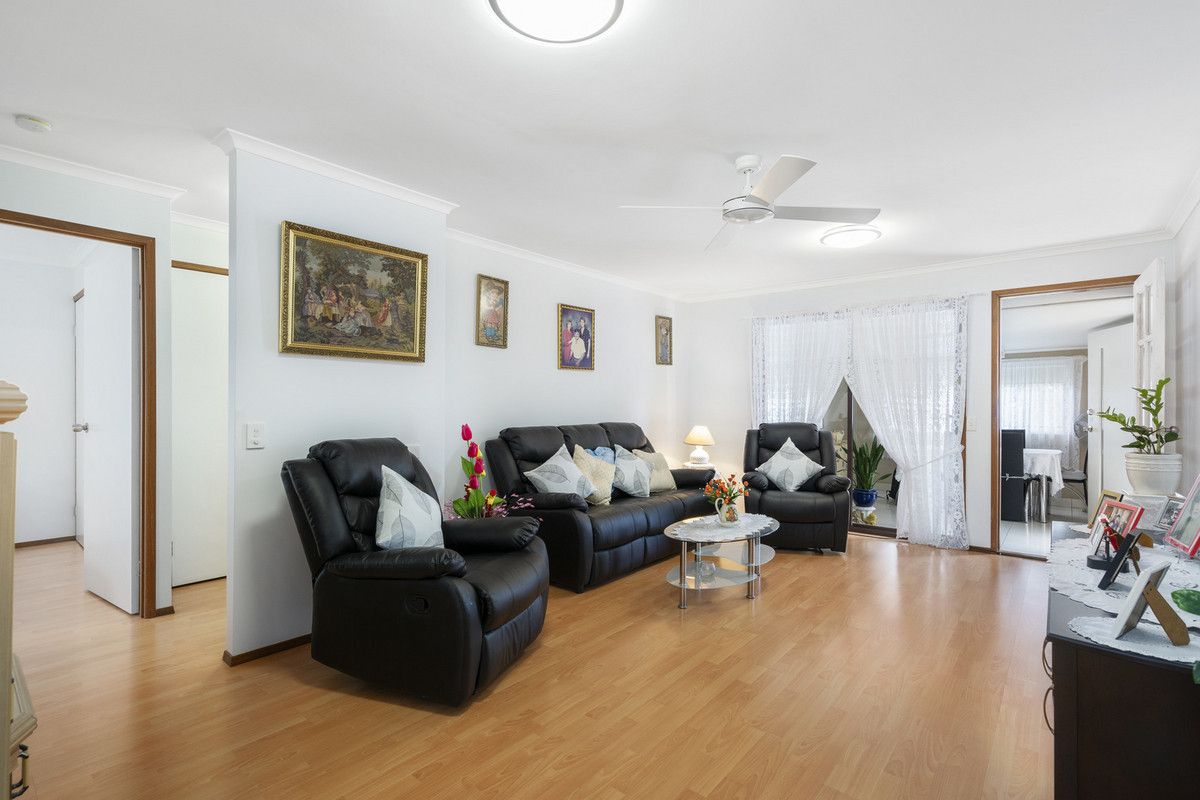 1/23 Richard Crescent, Highland Park QLD 4211, Image 1