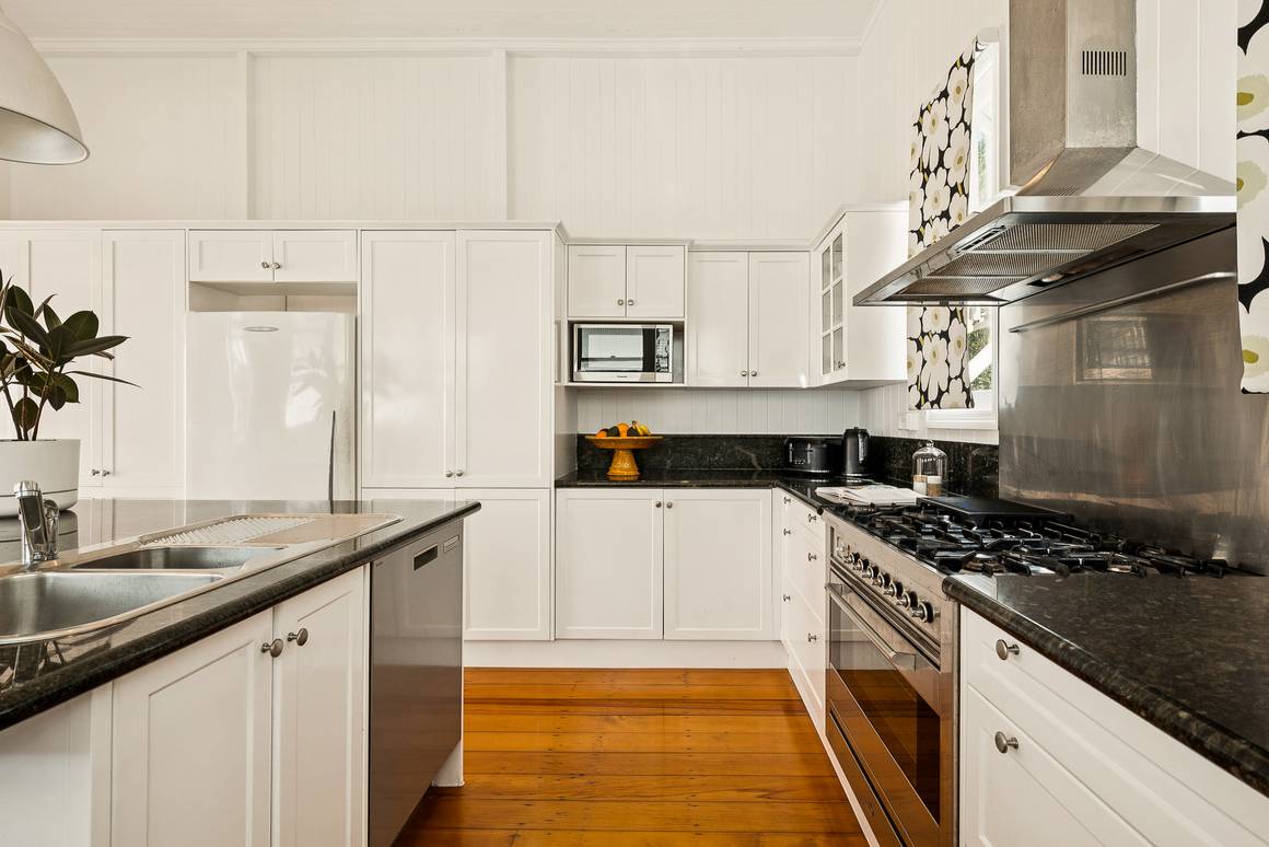 92 Monmouth Street Morningside 4170 - Image 6