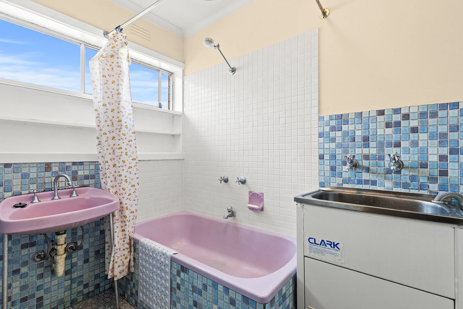 Additional image 7 of 7/50 Bayview Road, Seddon VIC 3011