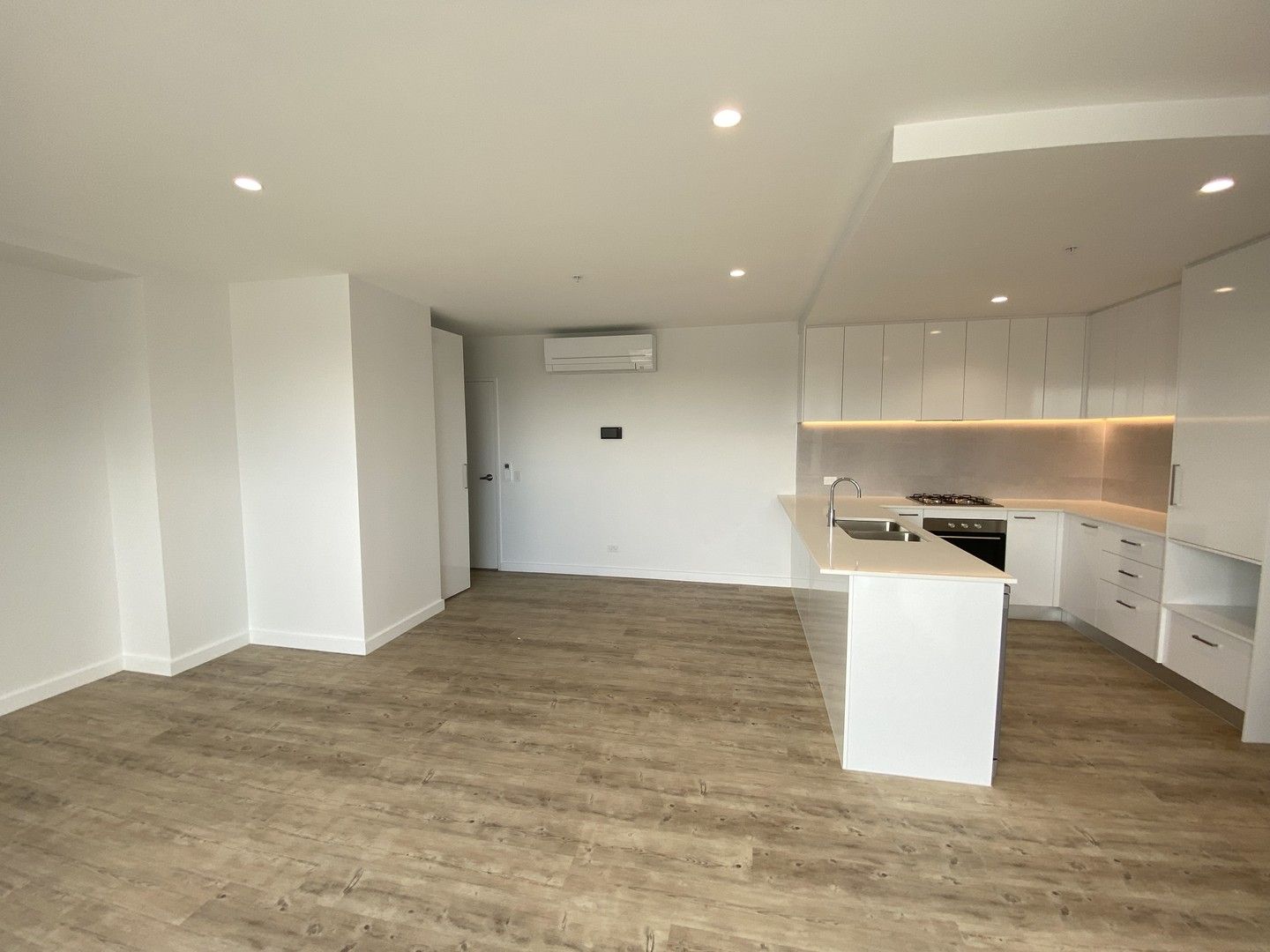 2 bedrooms Apartment / Unit / Flat in 301/31 Lobb Street BRUNSWICK VIC, 3056