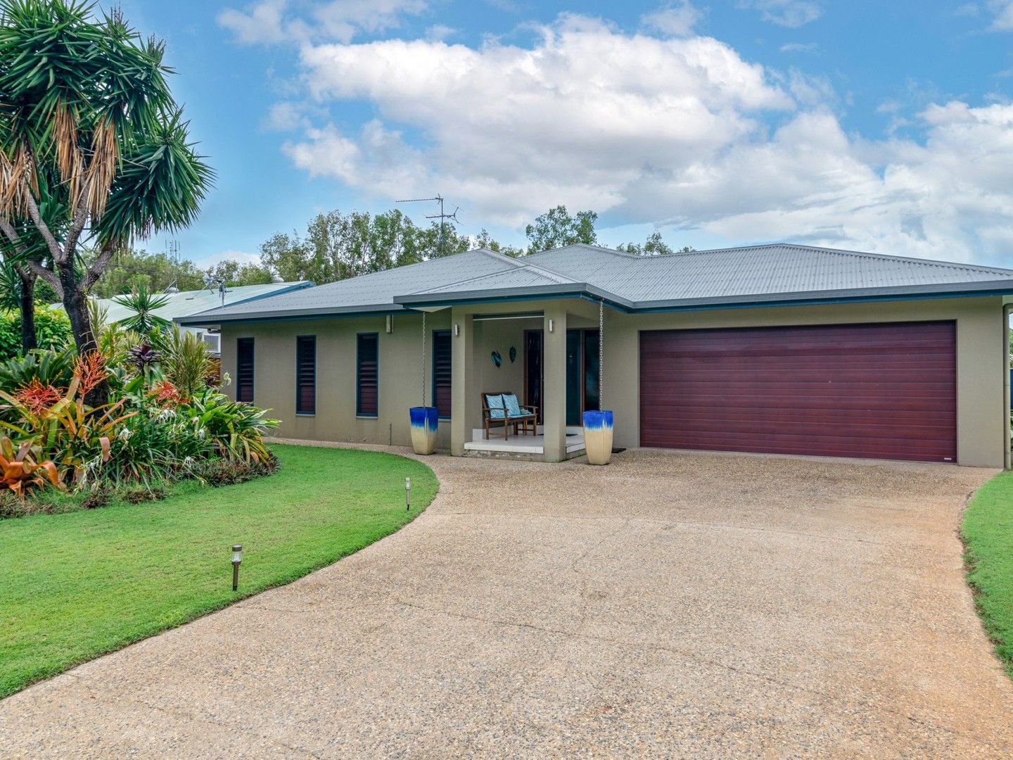 3 bedrooms House in 12 Jirimandi Close WONGA BEACH QLD, 4873