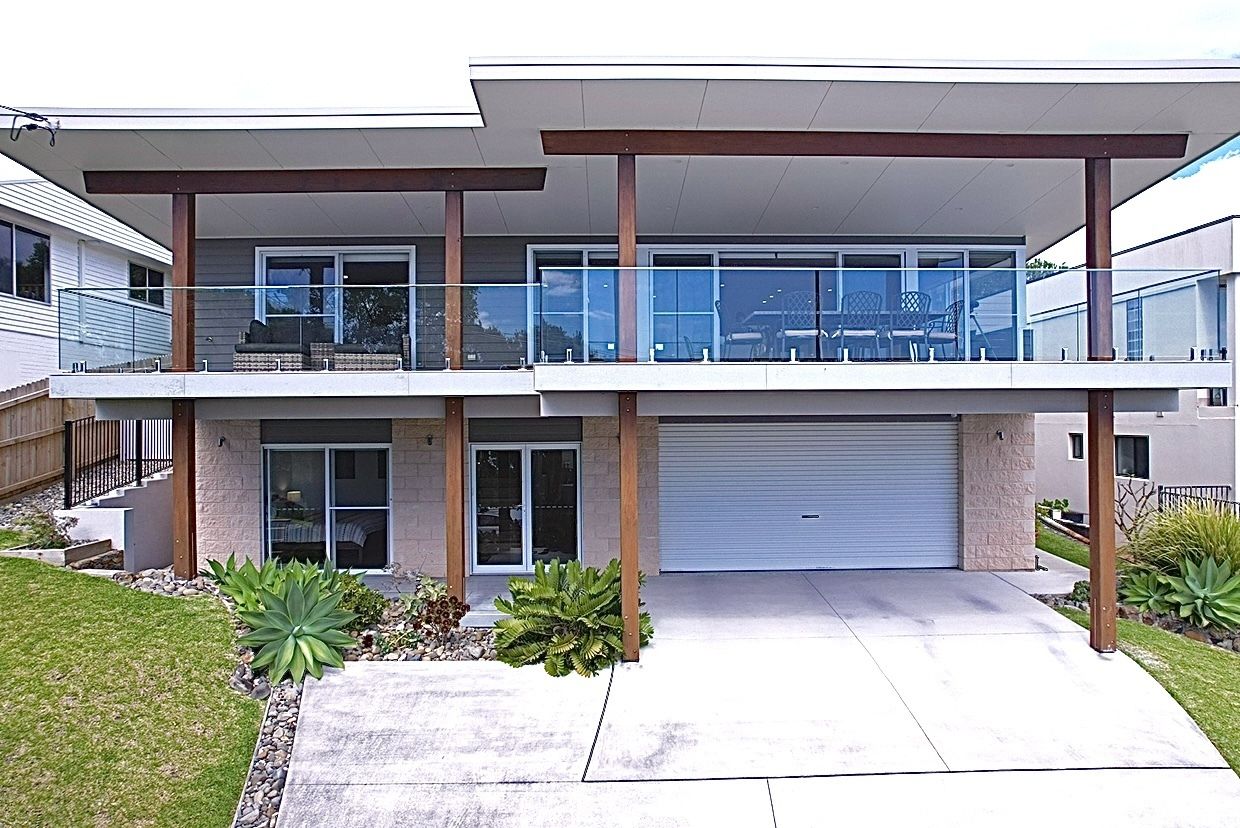 4 bedrooms House in 11 Palm Road FORSTER NSW, 2428