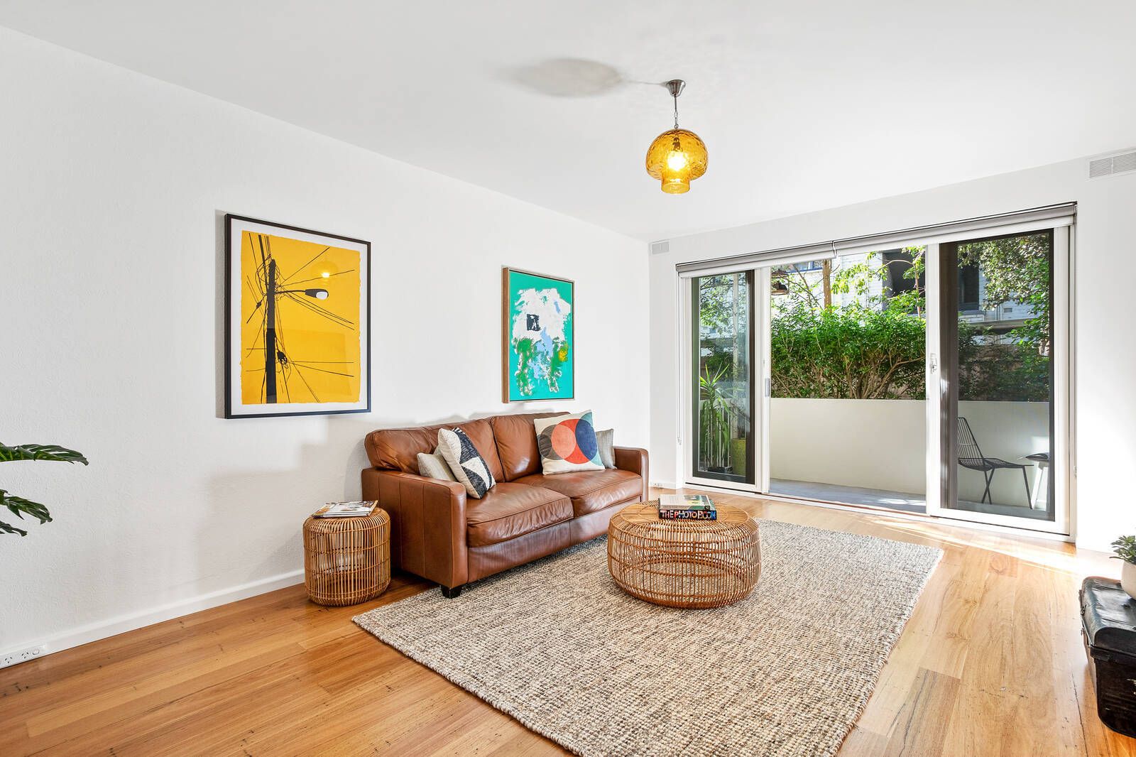 2 bedrooms Apartment / Unit / Flat in 2/44 Westbury Street ST KILDA EAST VIC, 3183