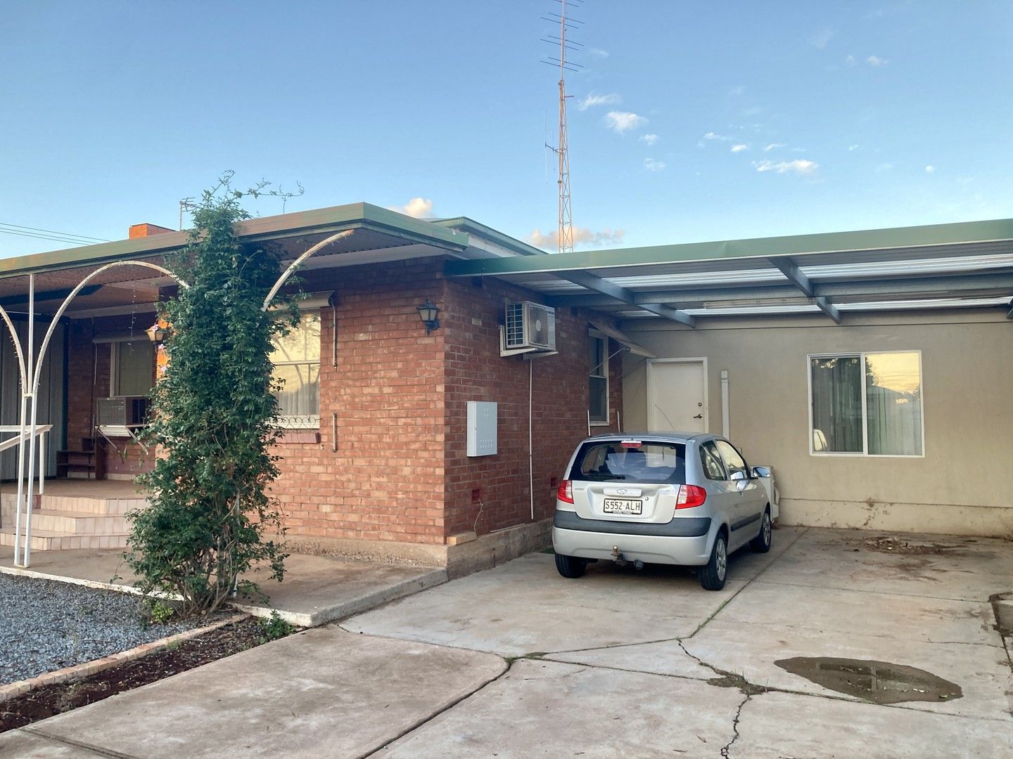 2 bedrooms Semi-Detached in 4 Kinnane Street WHYALLA NORRIE SA, 5608