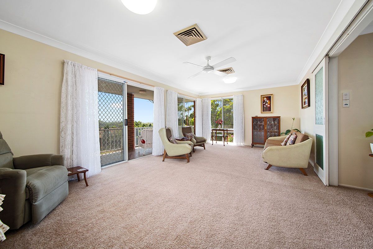 2 Blackwattle Place, Alfords Point NSW 2234, Image 2