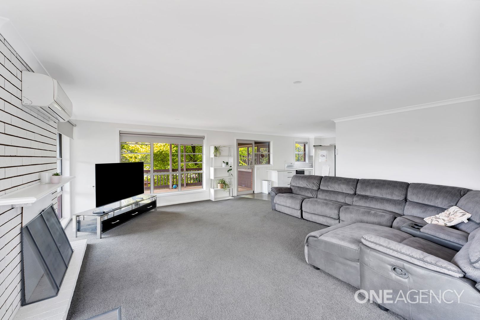 1 Sassafras Crescent, Romaine TAS 7320, Image 2