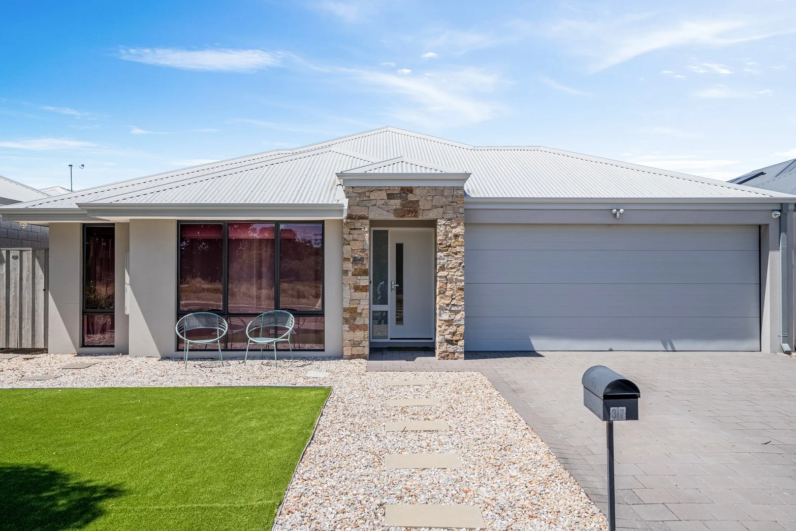 37 Hawthornden Avenue, Ellenbrook WA 6069