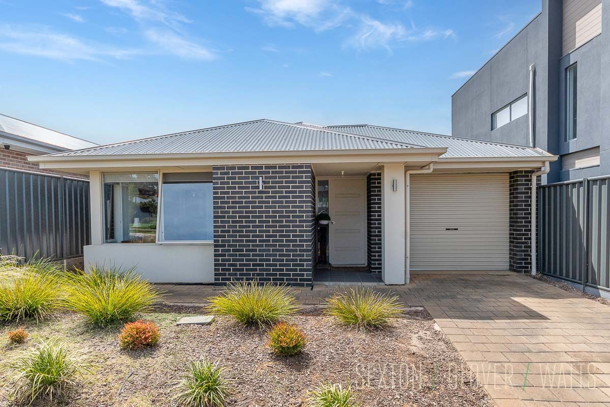 3 bedrooms House in 14 Rosewater Circuit MOUNT BARKER SA, 5251