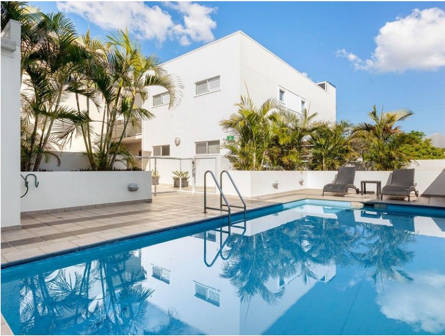 2 bedrooms Apartment / Unit / Flat in 14/200 Riding Road BALMORAL QLD, 4171