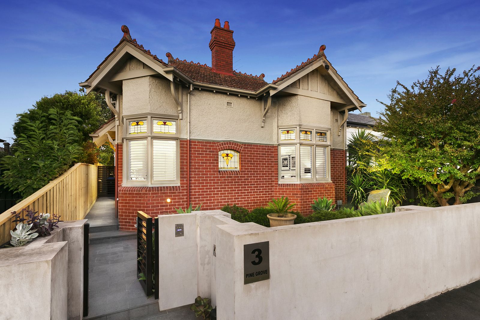 3 Pine Grove, Malvern VIC 3144, Image 0