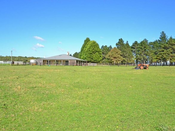 343 Cloonty Road, Carrington Falls NSW 2577