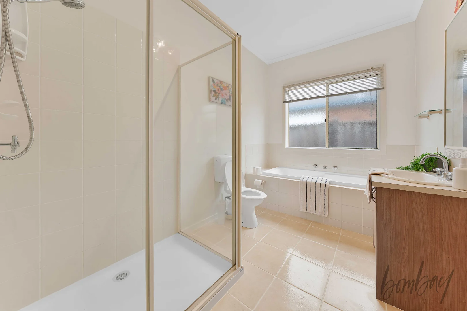Additional image 13 of 9 Hoxton Crescent, Craigieburn VIC 3064