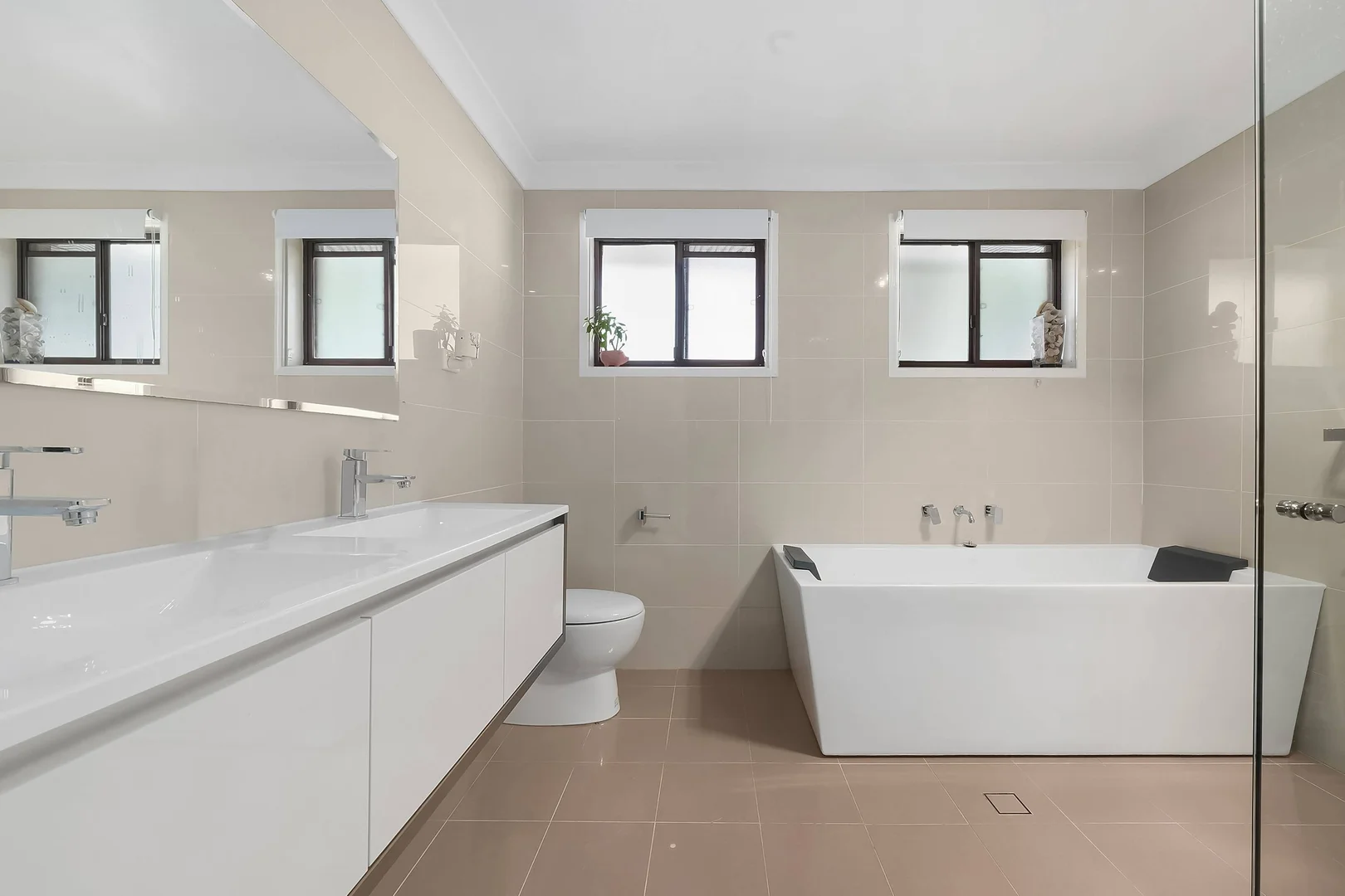 Additional image 9 of 23 Alexander Crescent, Macquarie Fields NSW 2564