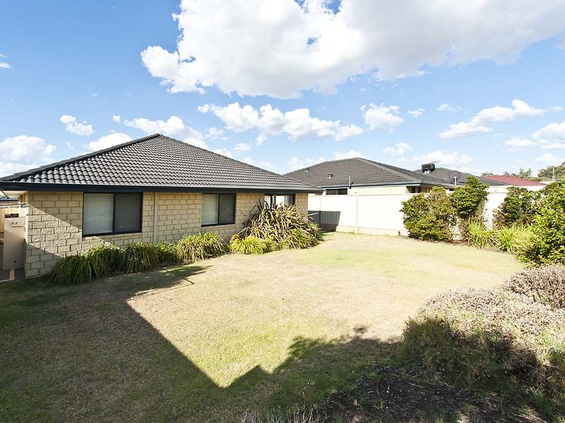 4 Bonaparte Drive, Secret Harbou Property History & Address Research