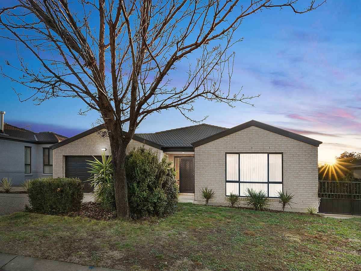 9 Inglewood Street, Gungahlin ACT 2912, Image 0