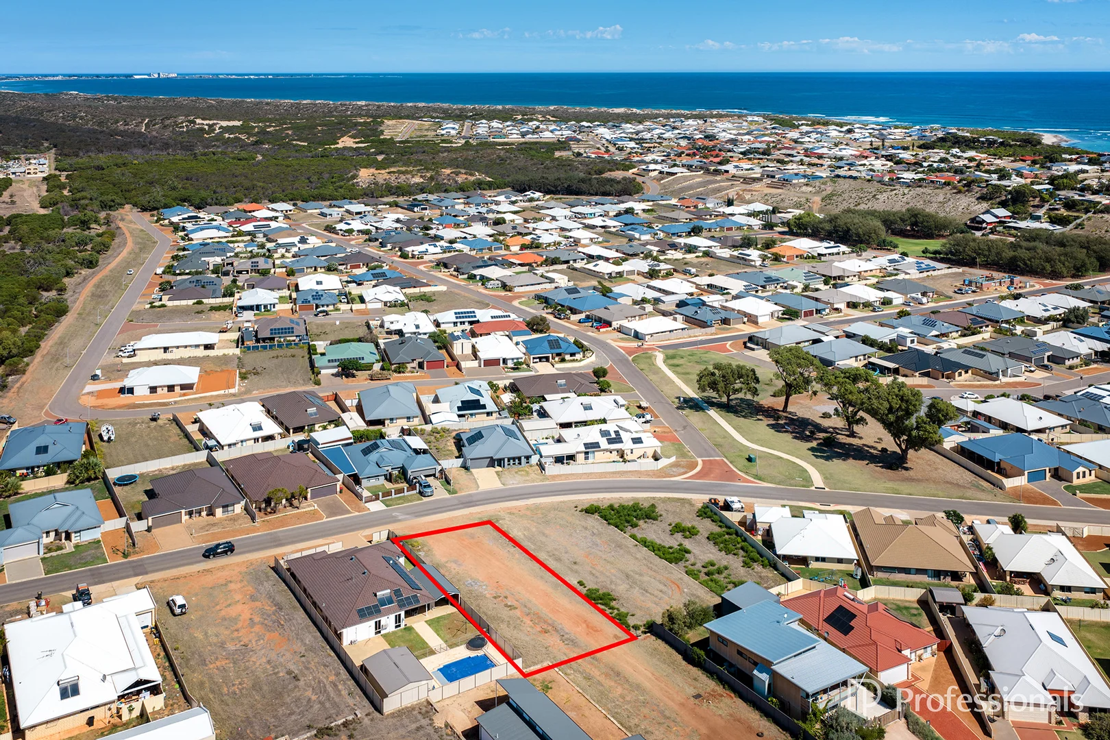Additional image 4 of 37 Reef Boulevard, Drummond Cove WA 6532