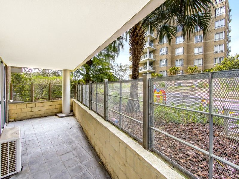 301/80 John Whiteway Drive, Gosford NSW 2250, Image 2